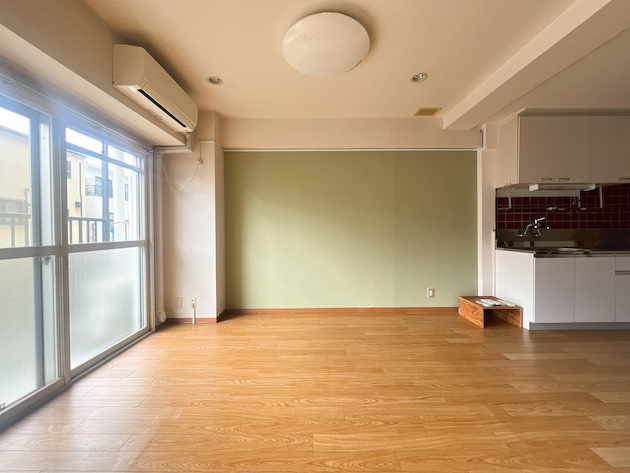 チェンジ!! 220の内観