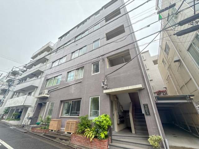 彩りレトロ 301の内観