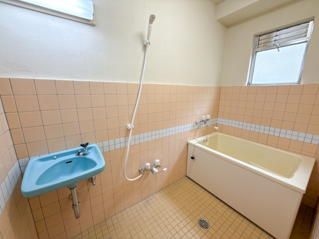 彩りレトロ 301の内観