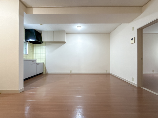 彩りレトロ 301の内観