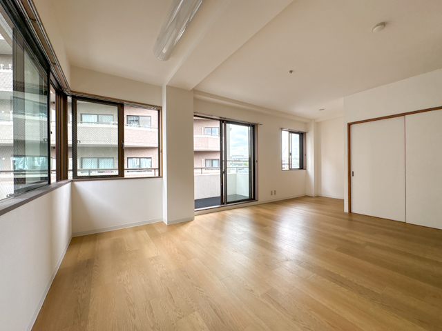 洋室と和室の融合 _701の内観