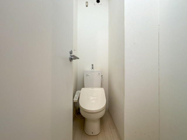 駅近メゾネット 101の内観