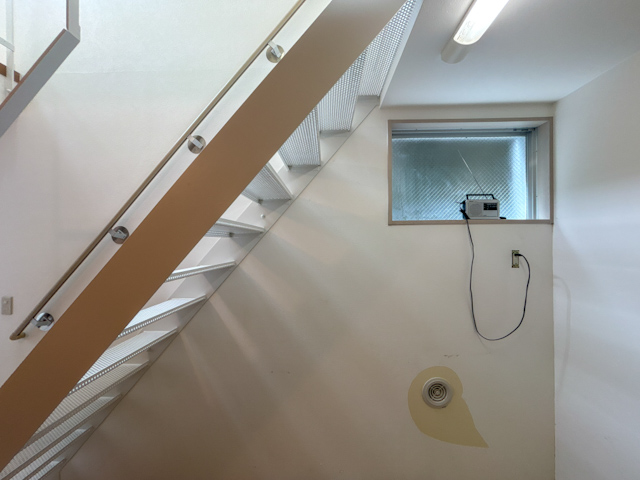 駅近メゾネット 101の内観