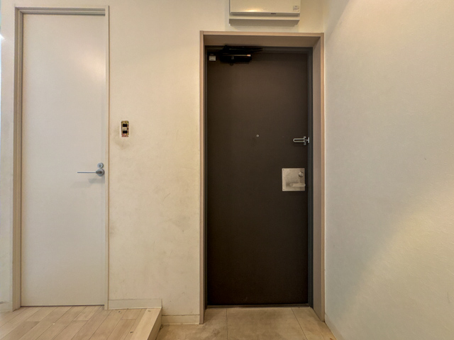 駅近メゾネット 101の内観