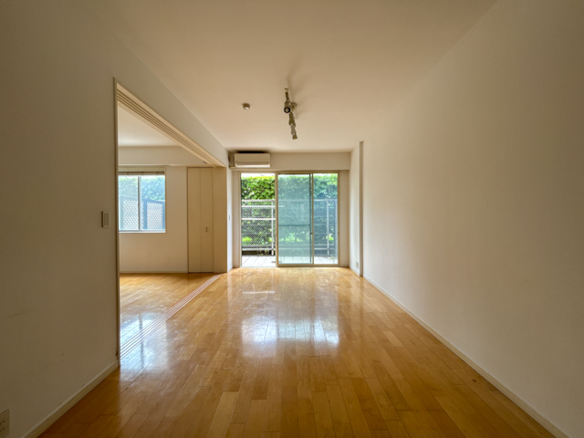 帰り道に季節を感じて 105の内観