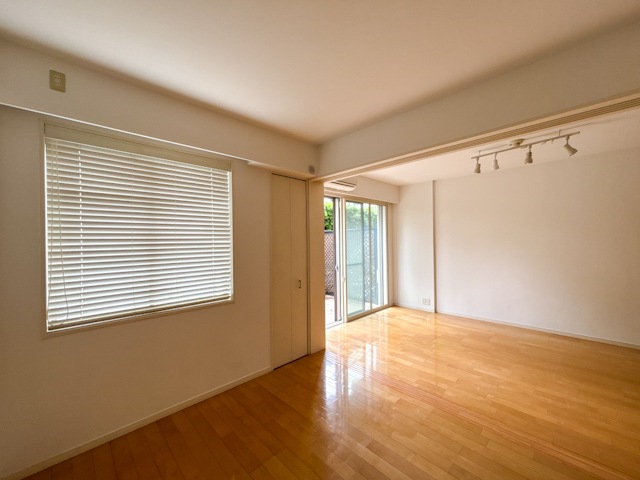 帰り道に季節を感じて 105の内観