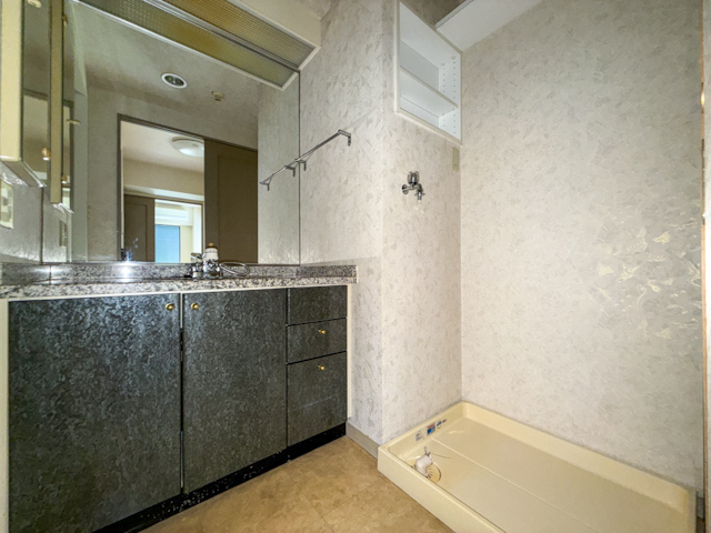 お庭のある暮らし 102の内観