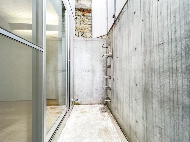 奥行きを満喫 101の内観