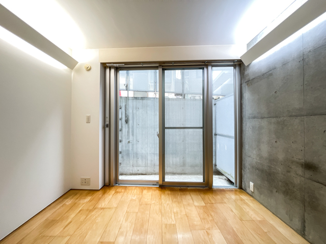 奥行きを満喫 101の内観