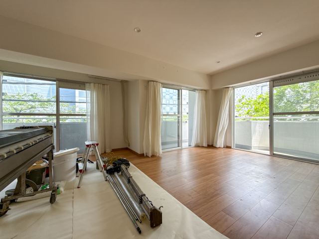 新緑を借景に 206の外観