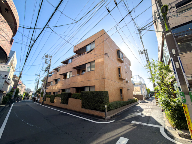 質感とか色合いとか 303の内観