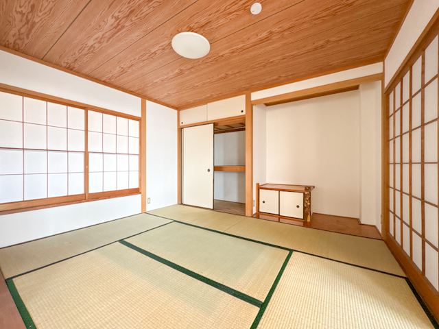 広さ感じる暮らし 301の内観
