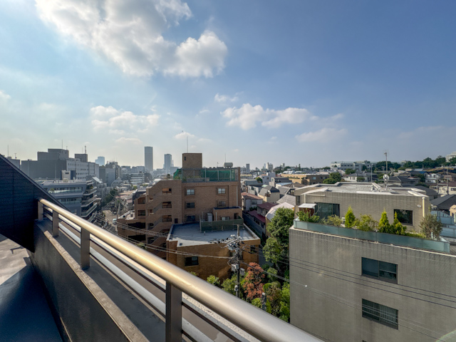 空へ抜けるLDK _701の外観