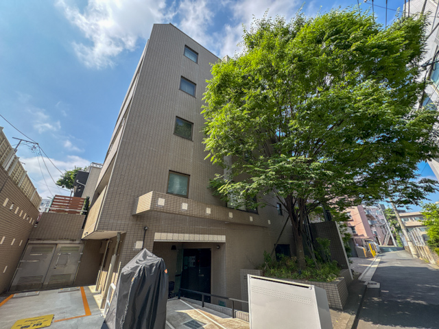 ふたりと、二匹。 402の内観