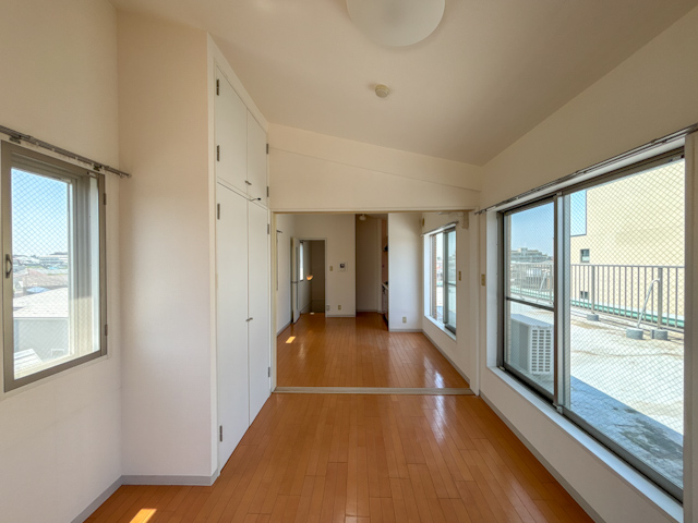 屋上部屋みたいな特別感 404の内観