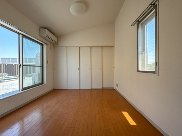 屋上部屋みたいな特別感 404の内観