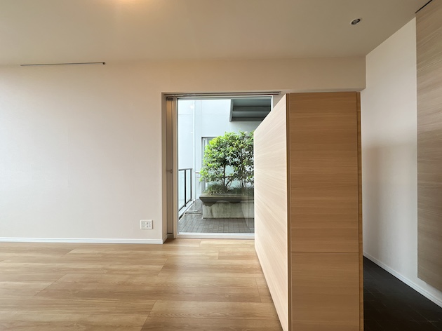 デザイナーズ村に住む 435の内観