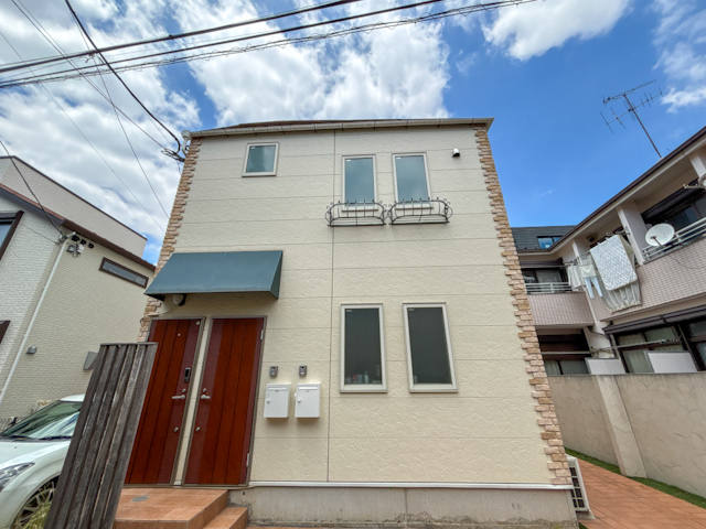 屋根裏みたいなメゾネット 202の内観