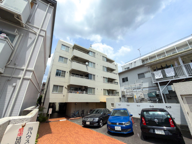 庭と暮らす 103の内観