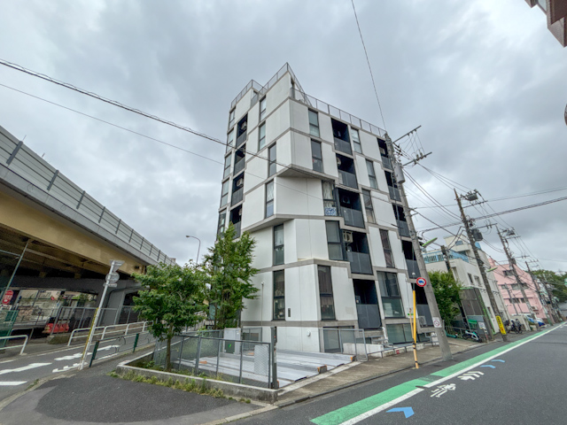 窓辺に、居場所がふたつ 202の内観