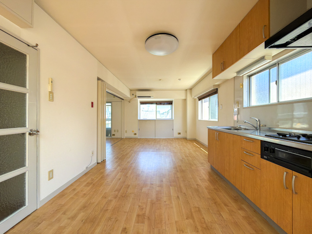 追い風を辿って 3Fの内観