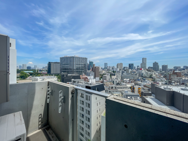 空に近い特等席で 1202の内観