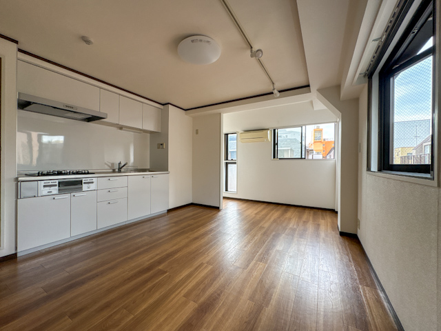 都心で叶える戸建て感覚 _の内観
