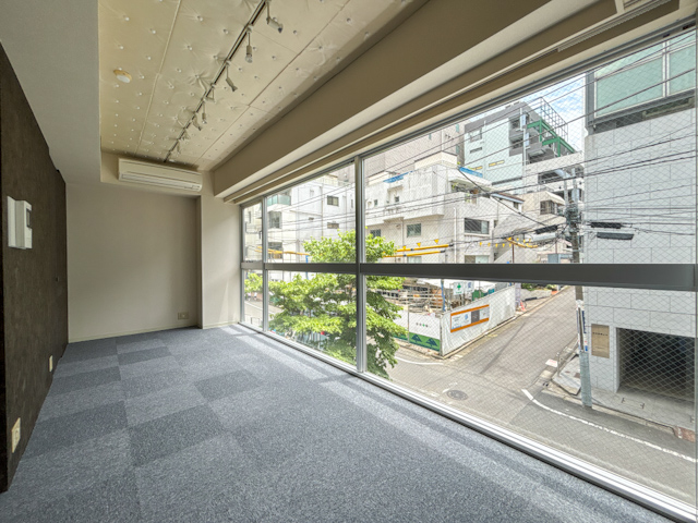 ONとOFFのあいだ 203の内観