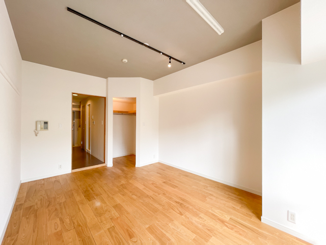 おひとりさま部屋 805の外観