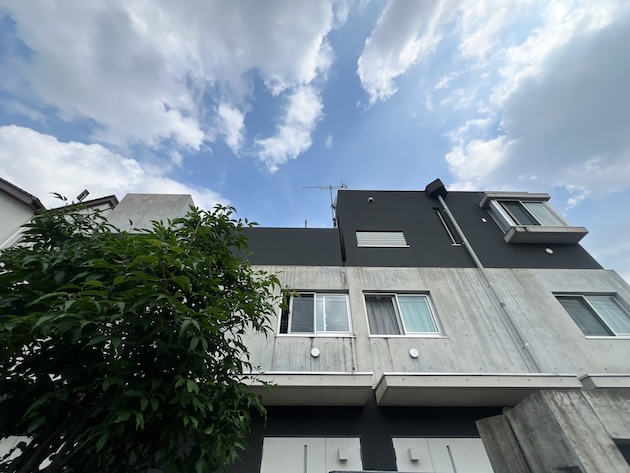 土と空と愛犬と Aの内観