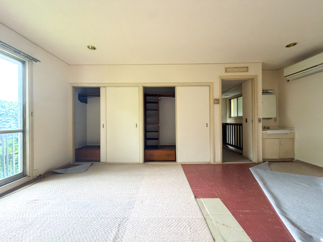 夏の家 1の内観