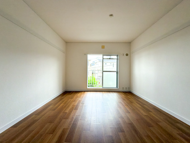 お部屋がいっぱい！ 202の内観