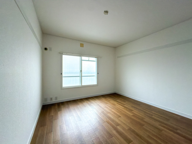 お部屋がいっぱい！ 202の内観