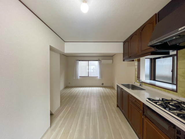 屋根裏気分 202の内観