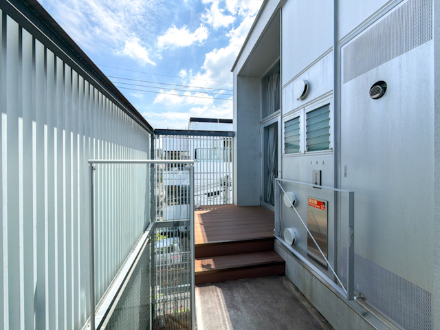 空へ伸びる部屋 302の内観