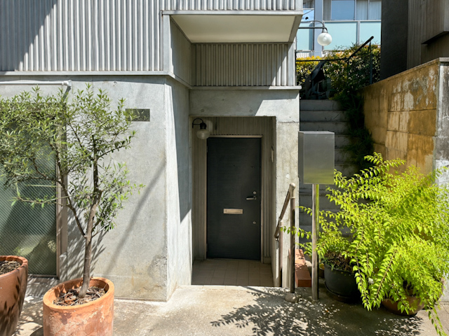 秘密基地みたい 101の内観