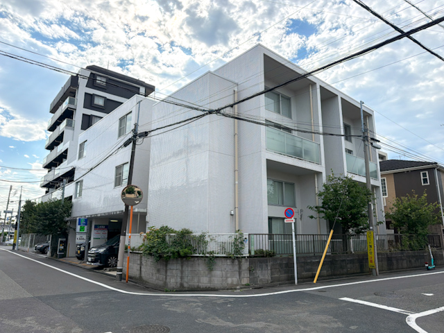 風が抜ける、瀬田の午後 301の内観