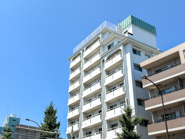 ワンルームという選択 305の内観