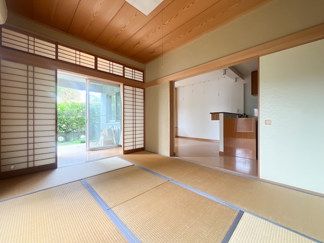 質感と静寂を愉しむ 111の内観