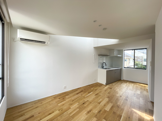 3階建ての世田谷ライフ 101の内観