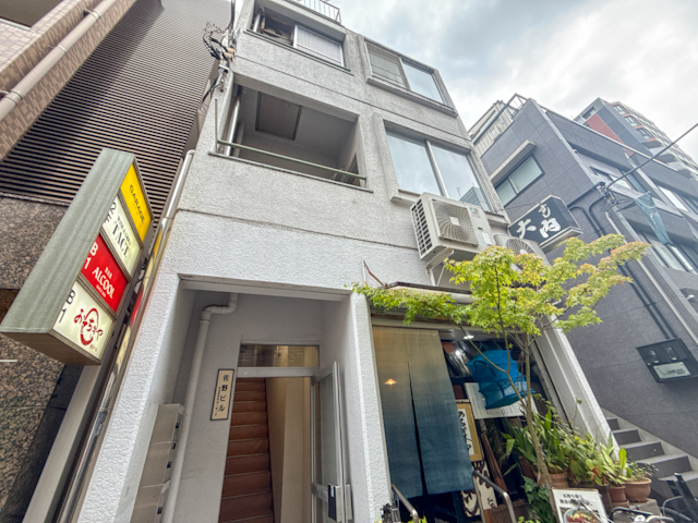 働くメゾネット 401の内観