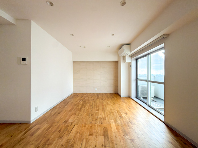 玉川高島屋本館前 1104の内観