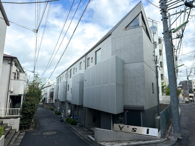 三茶オリジナル 6の内観