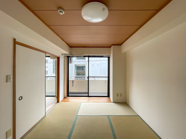 レトロのラブレター 202の内観