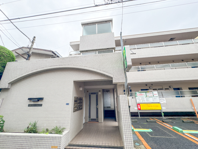 千駄ヶ谷の日常 201の内観