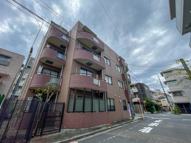 色にときめく恵比寿 102の内観