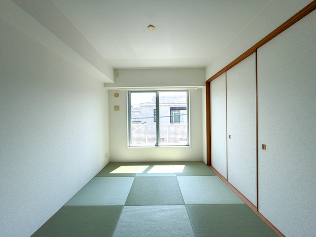池上線沿いで 201の内観