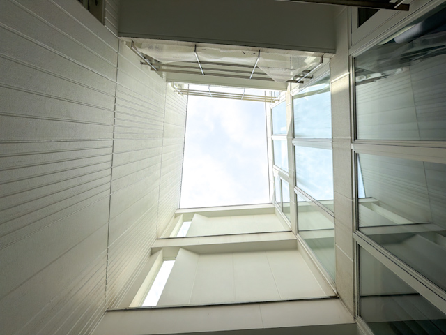ラッキープール 1Aの内観