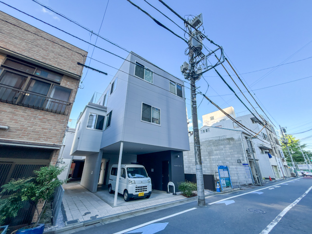階段のある、陽だまり Lの内観