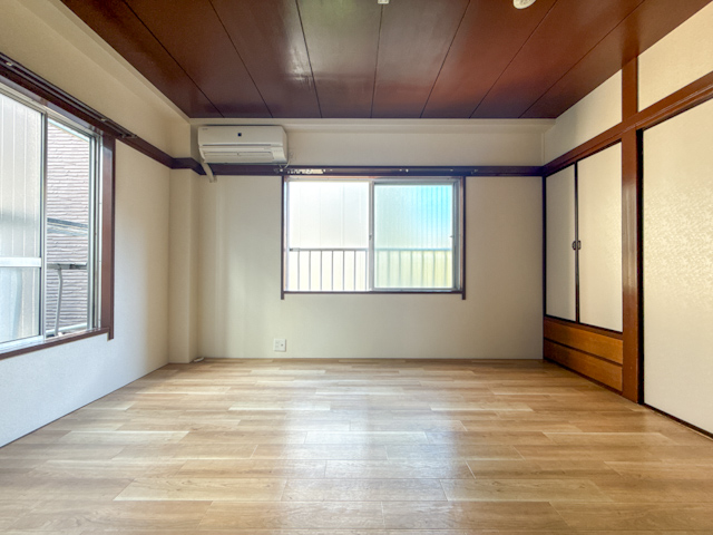 【事務所可】質感を楽しみながら 2の内観